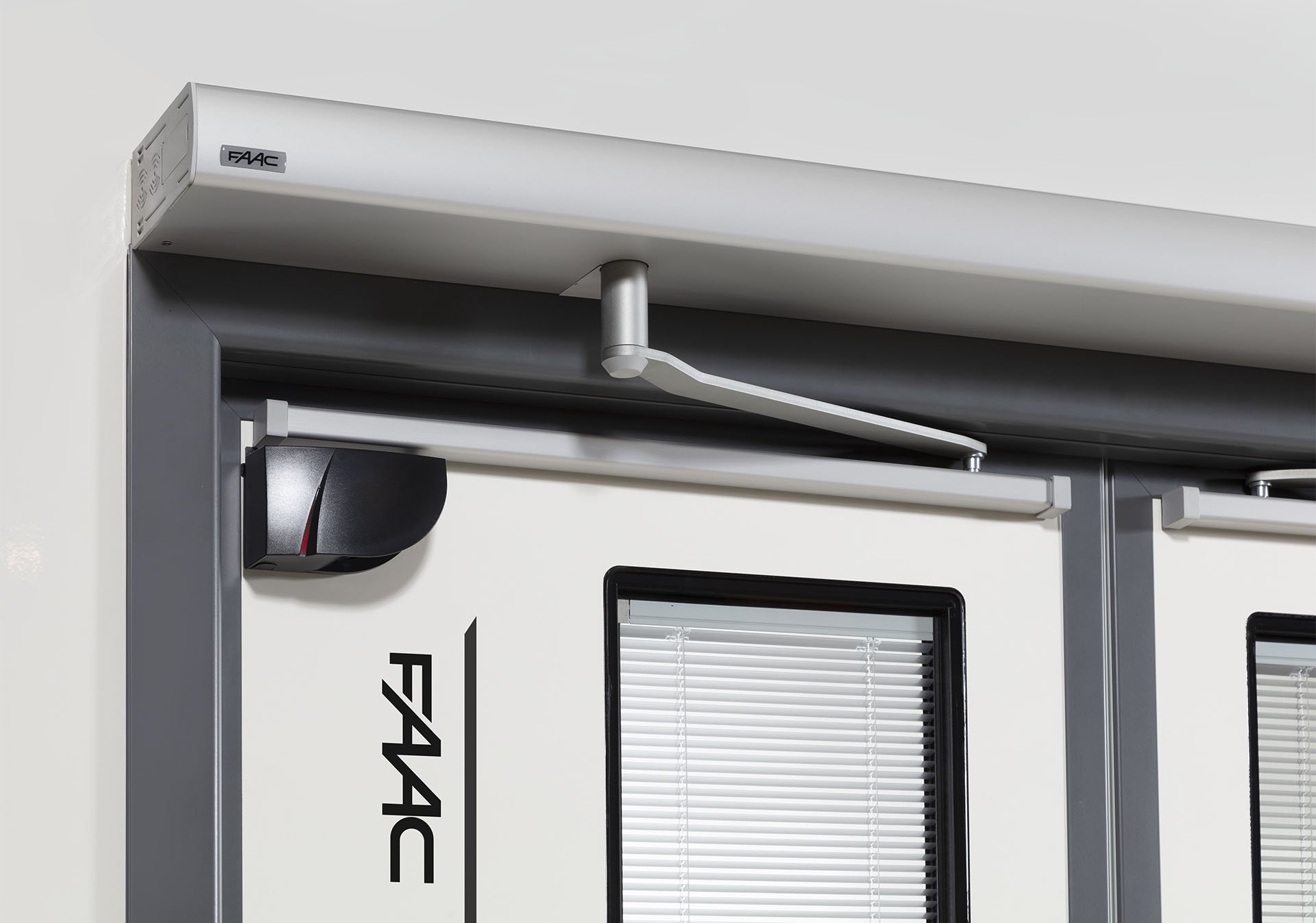 FAAC A952 Swing Door Automation