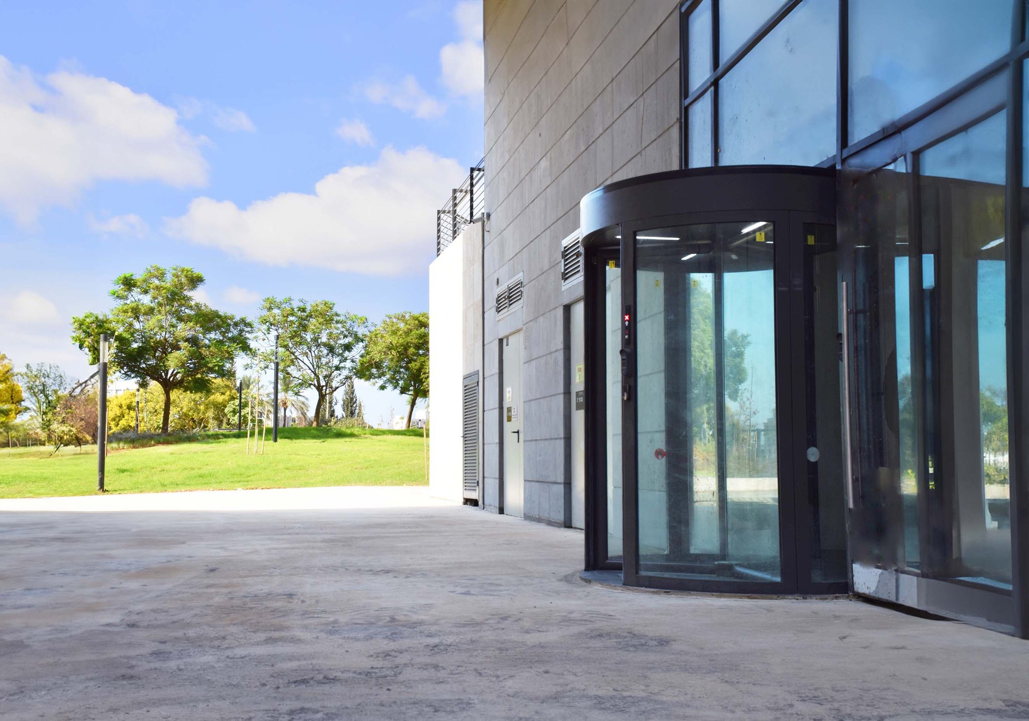 FAAC Automatic Revolving Doors