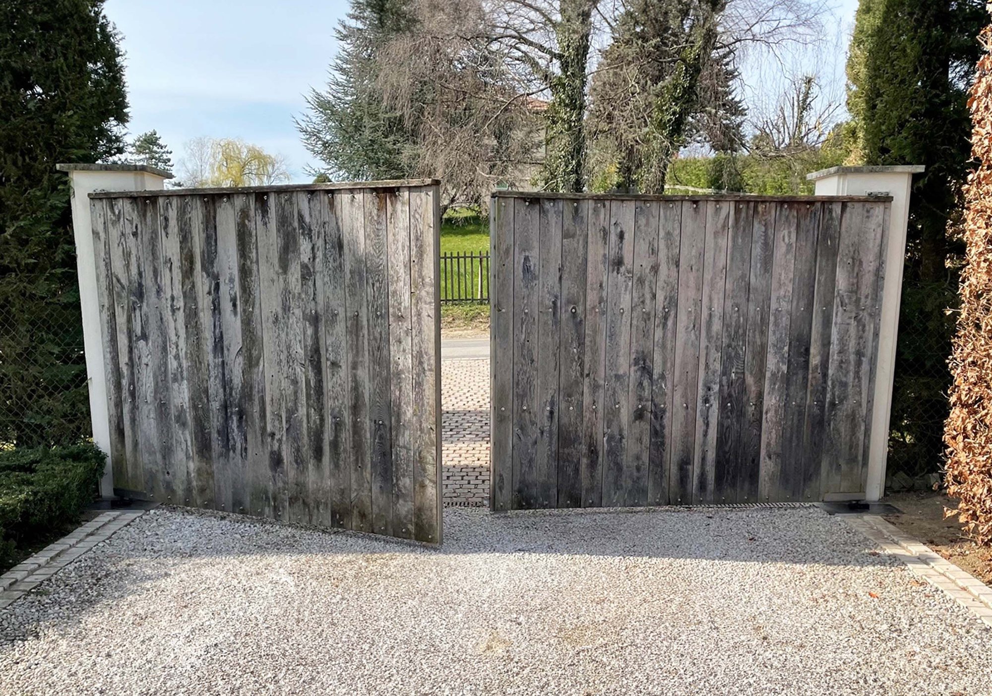 FAAC Swing Gate Automation 4