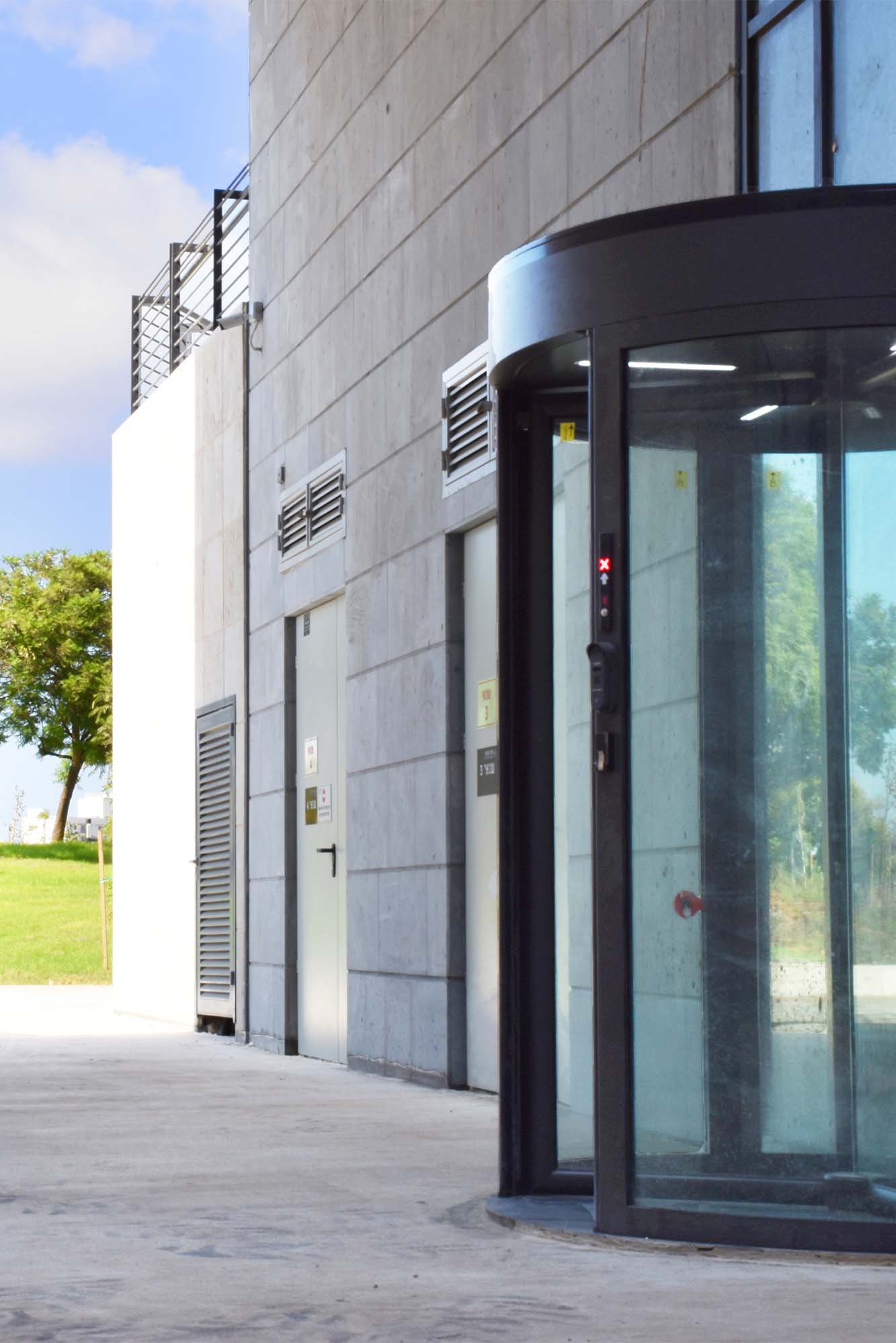 FAAC Automatic Revolving Doors